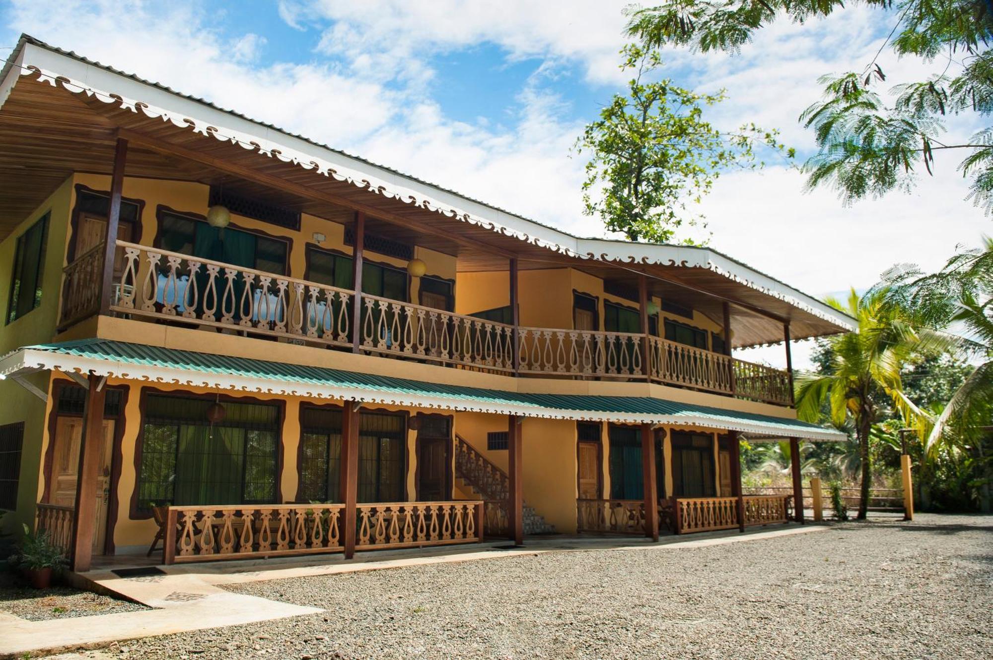 Hotel Sunshine Caribe Puerto Viejo de Talamanca Екстер'єр фото