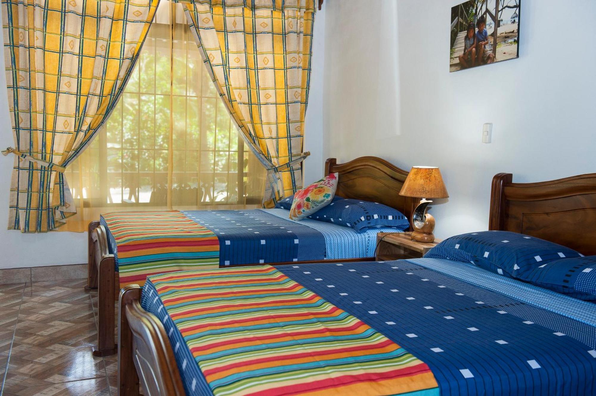 Hotel Sunshine Caribe Puerto Viejo de Talamanca Екстер'єр фото