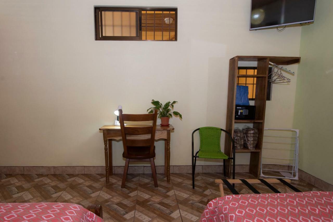 Hotel Sunshine Caribe Puerto Viejo de Talamanca Екстер'єр фото